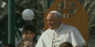 Papa Francesco: corruttore non è cristiano, puzza