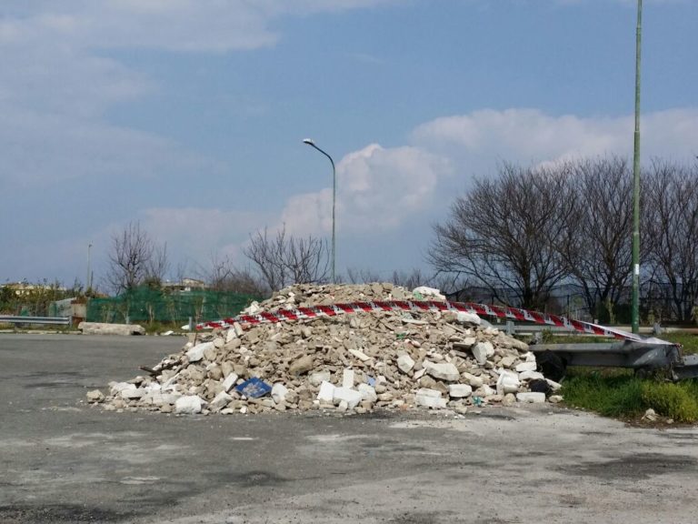 Qualiano, scaricato materiale risulta: è caccia al criminale ambientale