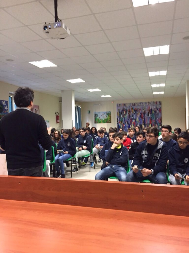 Casapulla: Raccolta oli esausti, incontro con gli studenti dello Stroffolini
