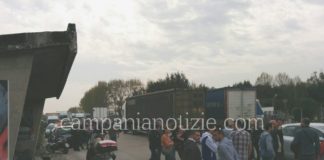 Chiusura Indesit, operai bloccano l’Asse Mediano: cancellare piano Whirlpool VIDEO