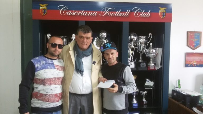 Casertana: consegnato incasso gara Catanzaro a famiglia dell’ultras Mario Cavallo