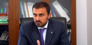 Regionali Campania, Gabriele “demolisce” Caldoro: ha fatto solo disastri, resti a casa per il bene dei cittadini VIDEO