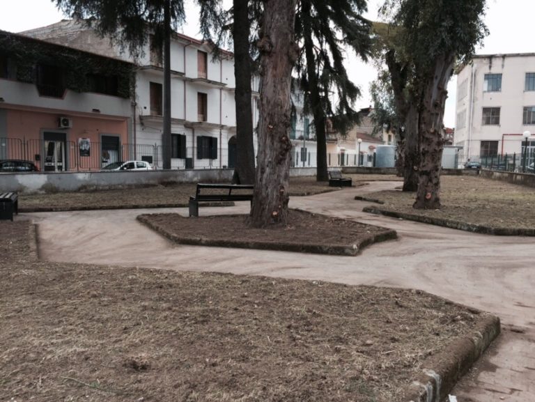 Marcianise: quasi completato il restyling di Piazza Pertini