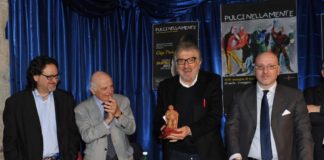 Sant’Arpino: Pulcinellamente premia Gigi Proietti