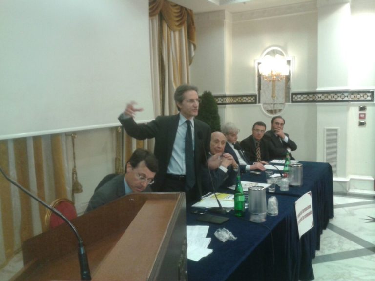 Caserta, Caldoro incontra i farmacisti: “Grande attenzione a categoria” GUARDA I VIDEO