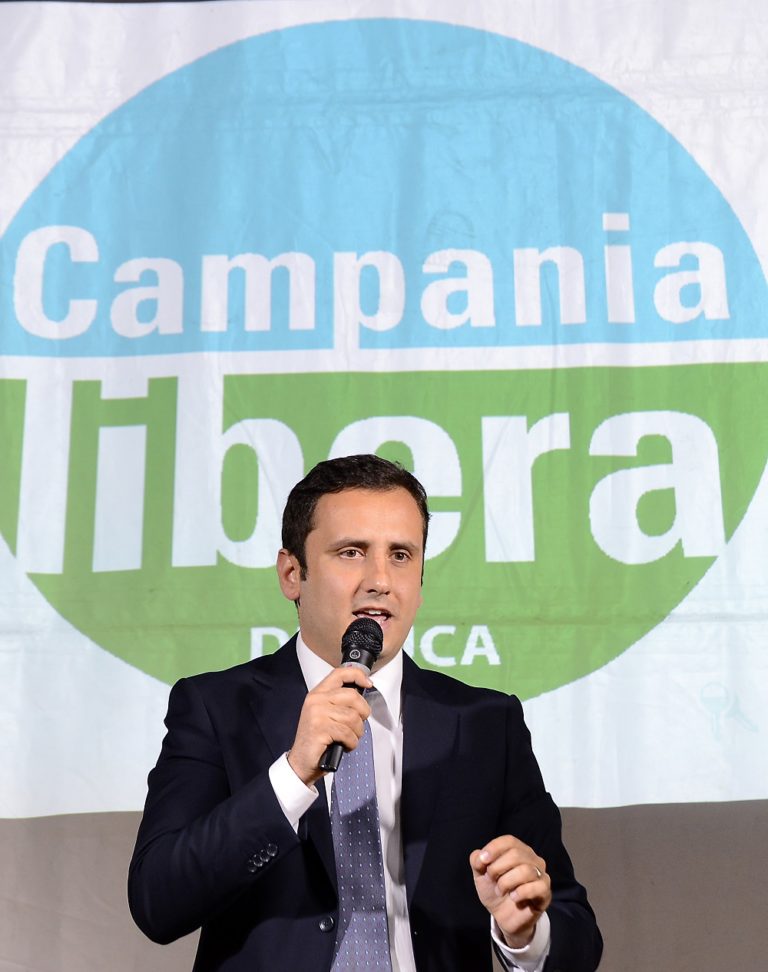 Santa Maria Capua Vetere: Bosco apre campagna elettorale con un bagno di folla