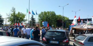 Chiusura Indesit Carinaro: inizia una nuova settimana di passione e lotta per gli operai