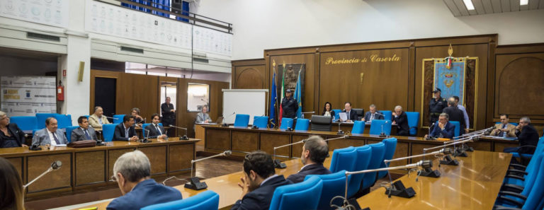 Caserta: insediato consiglio provinciale, tagliato compenso dei revisori