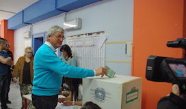 Imprevisto al seggio per Marco Esposito: vietate foto e riprese