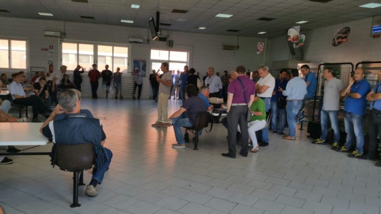 Vertenza Whirlpool, i lavoratori di Carinaro: subito i numeri del piano