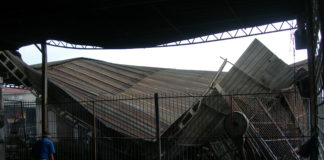 Aversa: mercato ortofrutticolo in fiamme per un corto circuito, danni a 4 piazzole. Struttura resta aperta