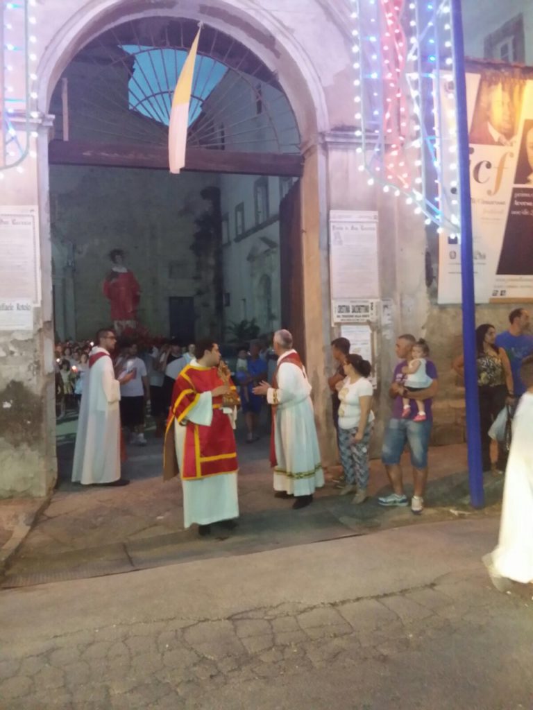 FOTOGALLERY Aversa: celebrazioni in onore di San Lorenzo, processione interrotta da acquazzone