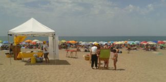Cellole: la differenziata arriva in spiaggia, doppio gazebo