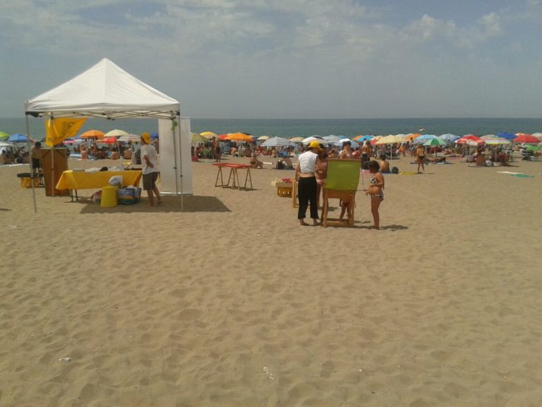 Cellole: la differenziata arriva in spiaggia, doppio gazebo