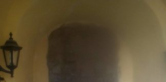 Villa di Briano, rubato crocifisso del 1700, i cittadini: “Ci hanno sottratto la nostra identità”