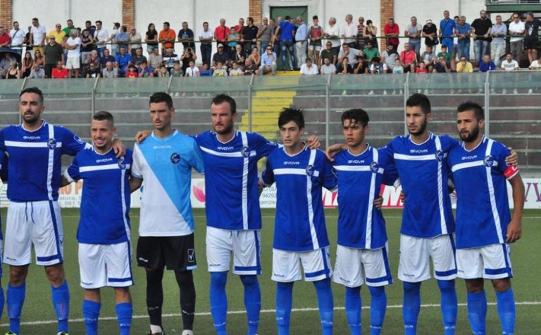 Serie D: grande attesa per il derby Agropoli-Cavese, sfida sul neutro di Eboli