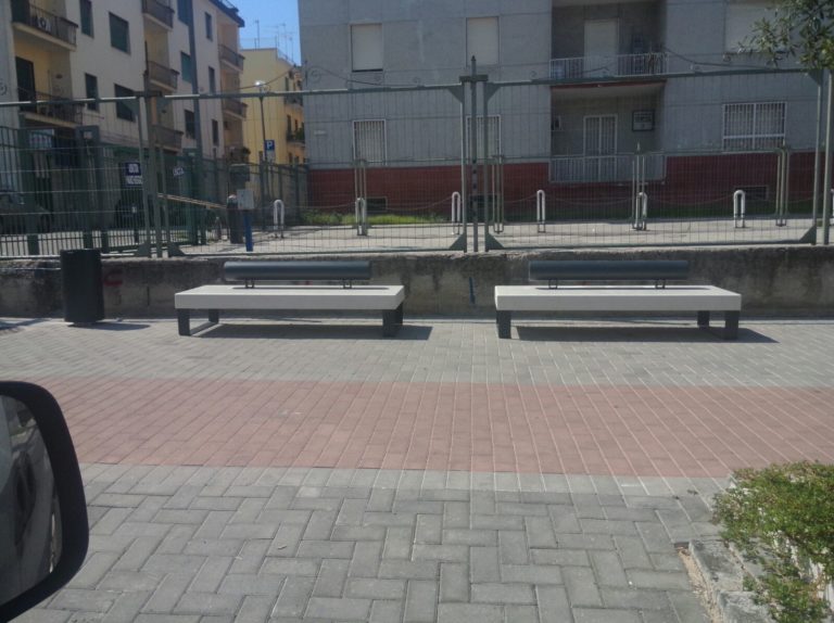 Aversa: operai a lavoro, arriva il nuovo arredo urbano in via di Jasi LE FOTO