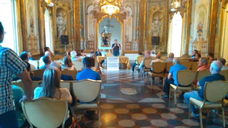 Aversa, assenti i due Giuseppe: Question time trasloca al salone Romano