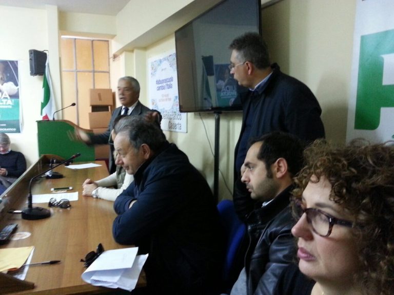 PD Caserta,  assemblea dei dissidenti: Abbate chiede l’espulsione di Vitale  FOTO