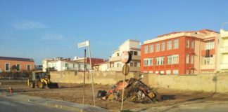 Mondragone: avanti con gli abbattimenti sul lungomare