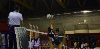 Clendy Aversa, che vittoria contro Chieri: il Palajacazzi torna ad esultare