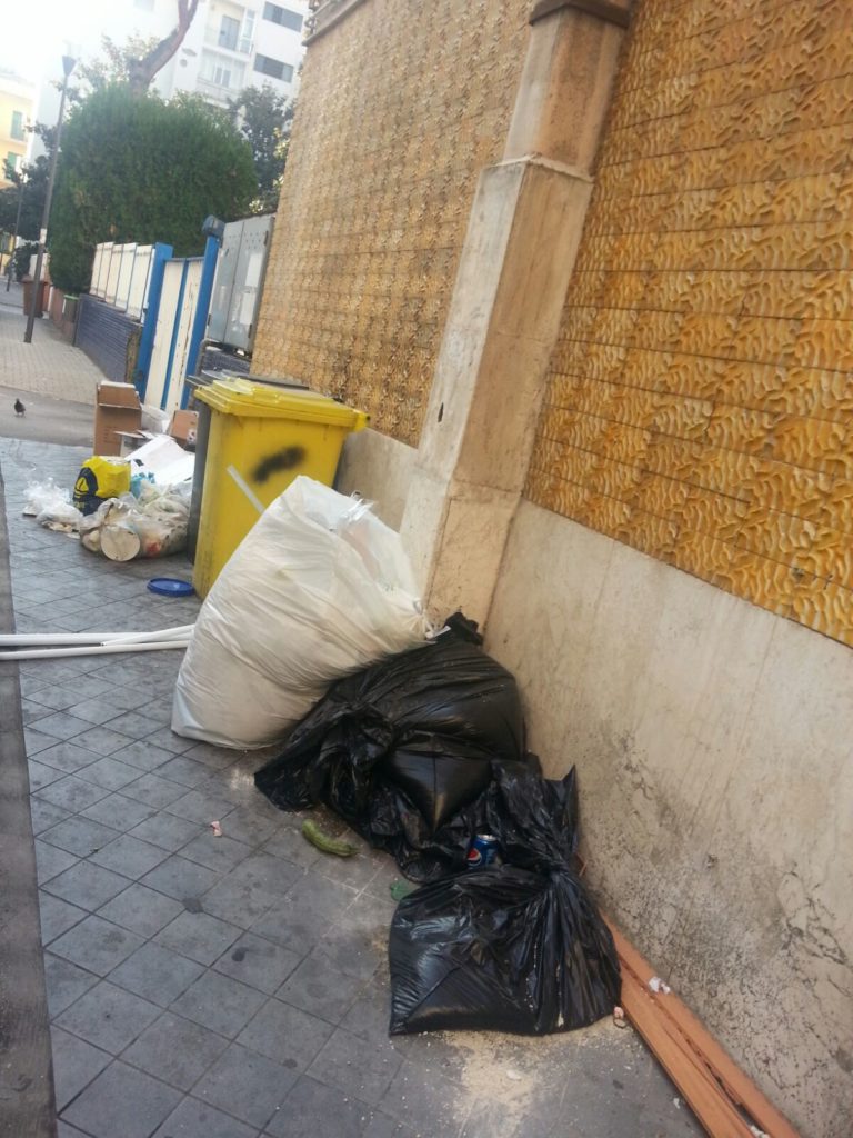 Aversa: aumentano gli scarti edili in via Gemito, non bastano le denunce