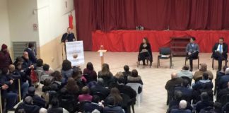 Villa Literno, sala Splendore gremita per l’opposizione