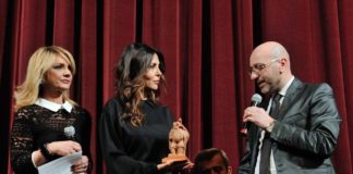 Pulcinellamente, consegnato premio a Sabrina Ferilli
