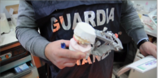 Scoperto laboratorio dentistico abusivo a Sant’Angelo in Formis, tre denunciati