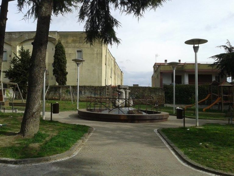 Casaluce: lavori in piazza Castello, l’opposizione chiede gli atti