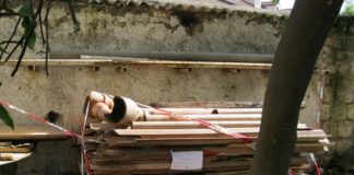 Caserta: eternit nel fabbricato demolito, sequestrato cantiere