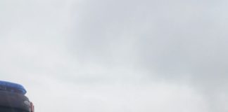 Villa Literno: incendio doloso in azienda agricola, indagano i carabinieri. Vigili del fuoco al lavoro per ore