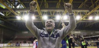 Volley, Mobylia con un piede in Serie A