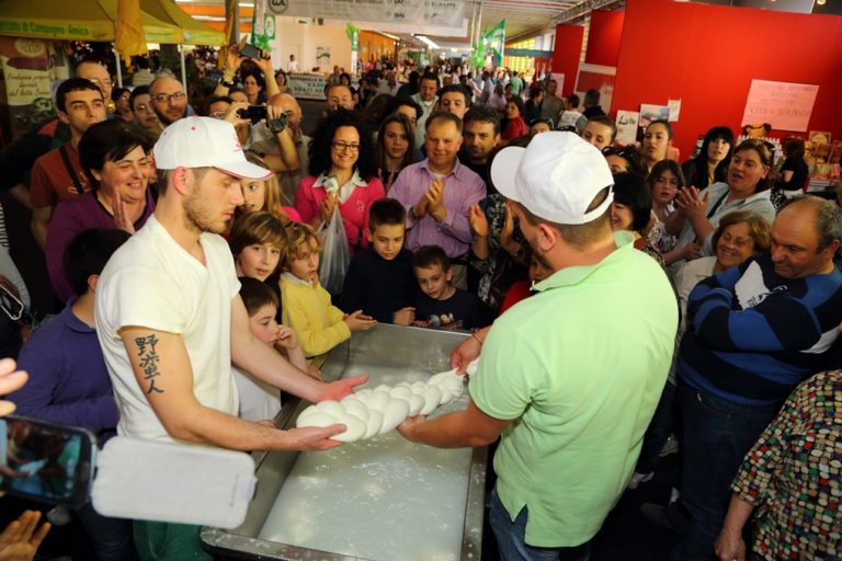 Fiera Agricola a Pastorano: saranno presentati in anteprima i dati su tracciabilità filiera bufalina