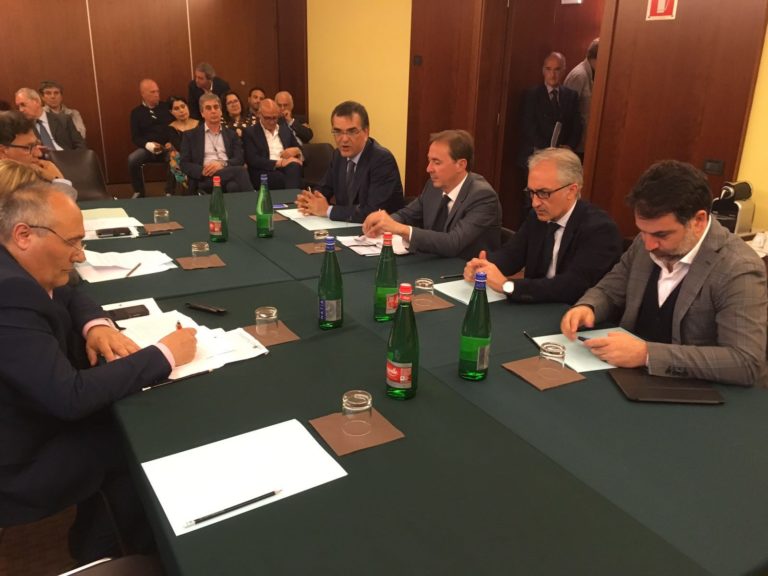 Caserta, Marino incontra il sottosegretario Rughetti: “Istituirò l’assessorato alla Trasparenza”.