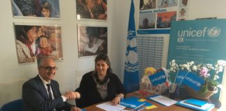 Caserta città amica dei bambini, Carlo Marino firma il manifesto dell’Unicef