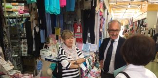 Caserta, Marino al mercato di Piazza Matteotti: “Struttura da rilanciare”