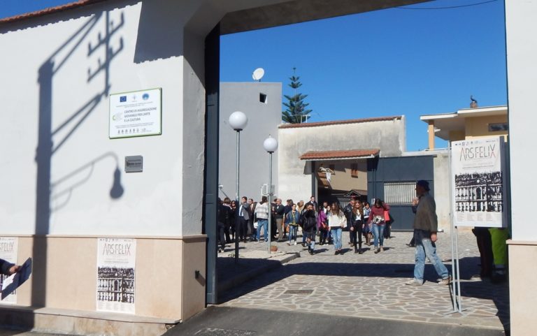 Casapesenna: apre angolo lettura donato dal Rotaract nell’ex villa di Venosa