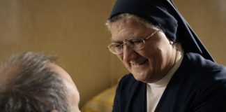 “Chiedilo a loro”, la Casa Famiglia Sisto Riario di Napoli al centro della campagna