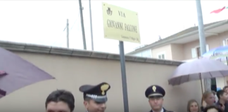 VIDEO – Casapesenna, De Rosa intitola una strada a Giovanni Falcone