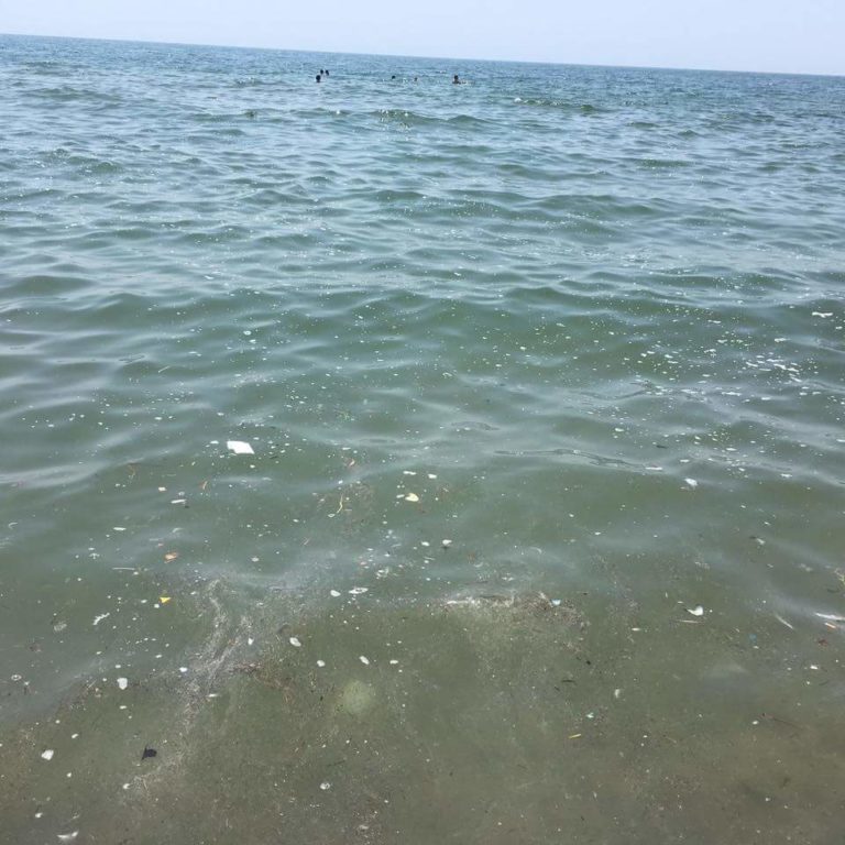 Castel Volturno, mare sporco: Sel chiede chiarezza all’Arpac