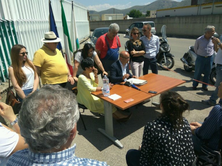 VIDEO –  San Nicola la Strada, Marotta: no alla tendopoli nell’ex mattatoio di Caserta, pronti a chiamare Unhcr