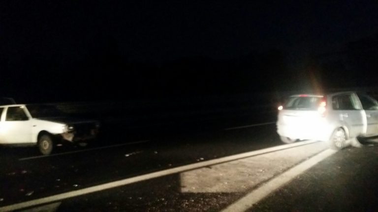 Carinaro: incidente sulla Nola – Villa Literno,  coinvolte due auto Foto
