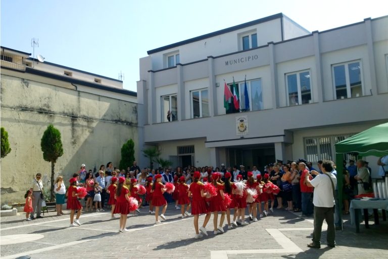 Capodrise: riaperto il municipio. Crescente: non sarà il palazzo del potere
