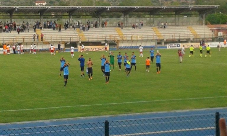 Calcio, Serie D. Agropoli e Picerno non si fanno male, Al “Guariglia” finisce 1-1