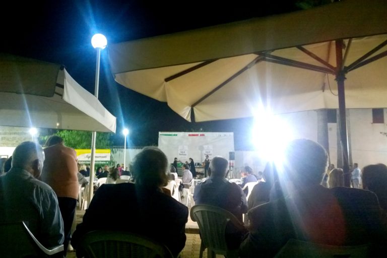 Capodrise, piazza De Filippo gremita per l’amatriciana della solidarietà