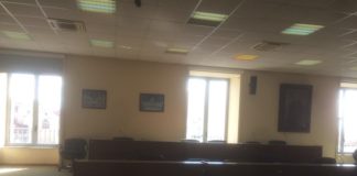 Aversa: la maggioranza non si presenta in consiglio. Ticket mensa e trasparenza in seconda convocazione