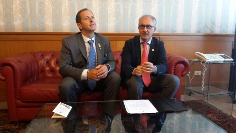 Caserta: Marino incontra sindaco Niagara Falls e lavora a gemellaggio tra città