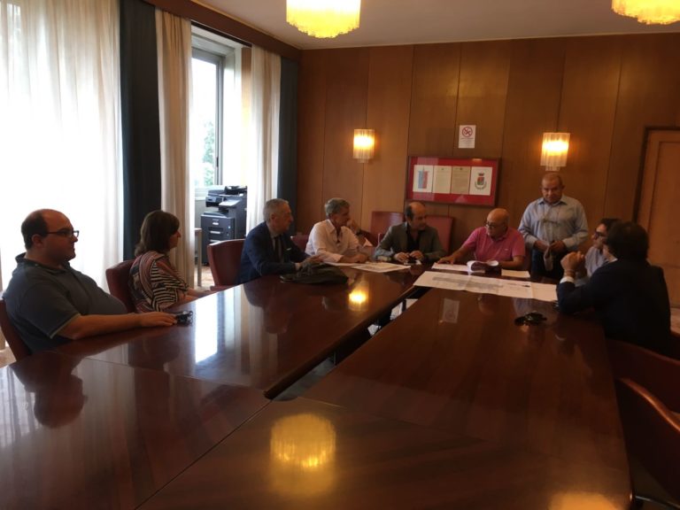 Caserta, Centro commerciale naturale: Riello incontra commercianti