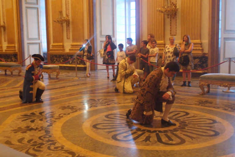 Giornate europee del Patrimonio,alla Reggia di Caserta è Rosso Vanvitelliano